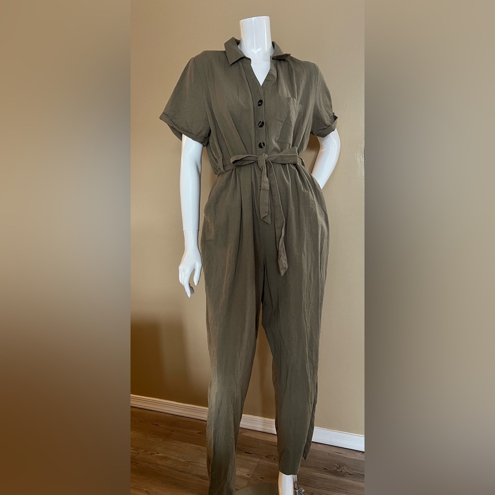Dorothy Perkins Solid Basic Jumpsuit - image 1